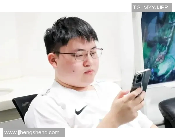 DOTA2焦点RNG战队状态分析及S15赛季电竞比分走势探讨 DOTA2焦点RNG战队状态分析及S15赛季电竞比分走势探讨