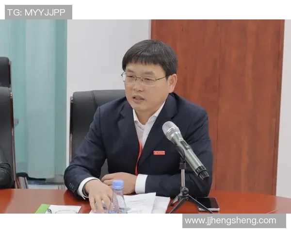 电竞数据王敏回顾英雄联盟职业生涯的辉煌与挑战，畅谈未来发展方向